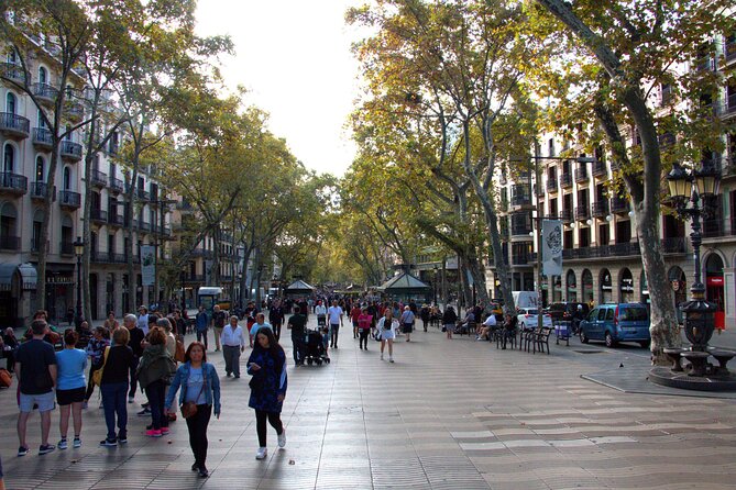 Barcelona's El Raval and the Gothic Quarter: A Self-Guided Audio Tour - El Peto and the Roman-to-Modern Thread