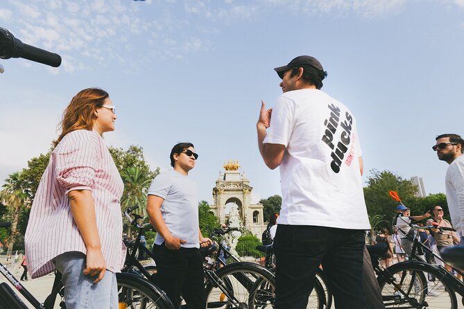 Barcelona’s Most Fun E-Bike Tour: Gaudí & City Stories - Stop 2: Parc de la Ciutadella and the Cascada Monumental
