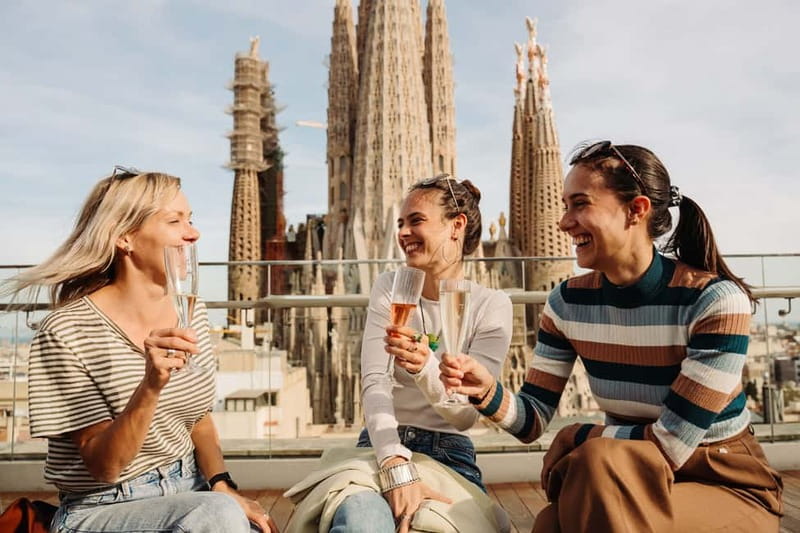 Barcelona: Sagrada Familia Evening Tour with Cava - The Exterior Walk: Reading Gaudí’s Façades Like a Mystery