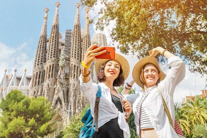 Barcelona Sagrada Familia Guided Tour with skip the line ticket - The one thing you won’t get: bell towers