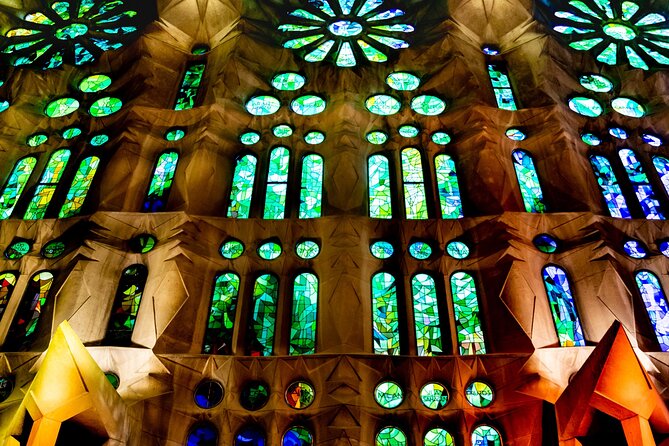 Barcelona Sagrada Familia Guided Visit With Optional Extras. - Tower Access and the “Express” Reality Check