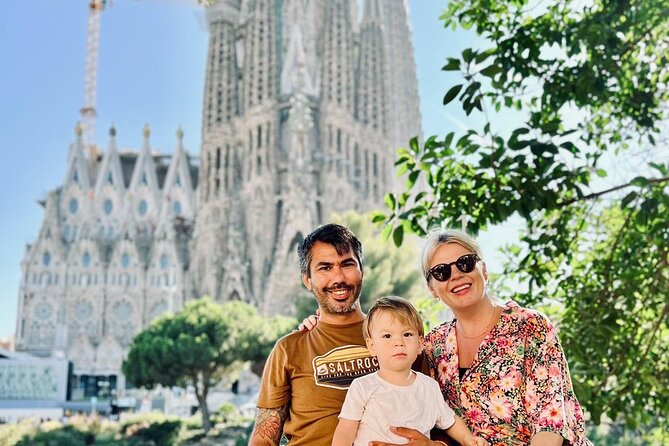 Barcelona Sagrada Familia Guided Visit With Optional Extras. - Watch-Outs: Rain, Events, and Last-Minute Schedule Changes