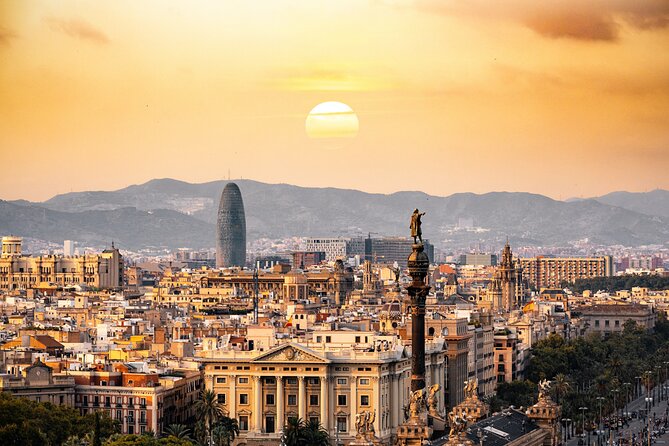 Barcelona: Sagrada Familia, Modernism and Gothic Quarter - Casa de l’Ardiaca: Time-Travel Feel Inside an Old Courtyard World