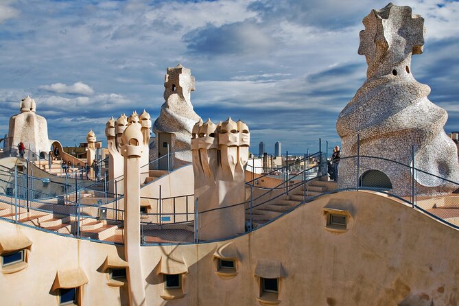 Barcelona: Sagrada Familia, Modernism and Gothic Quarter - Crown of Aragon and Plaça del Rei: The Tour’s Strong Ending Beat