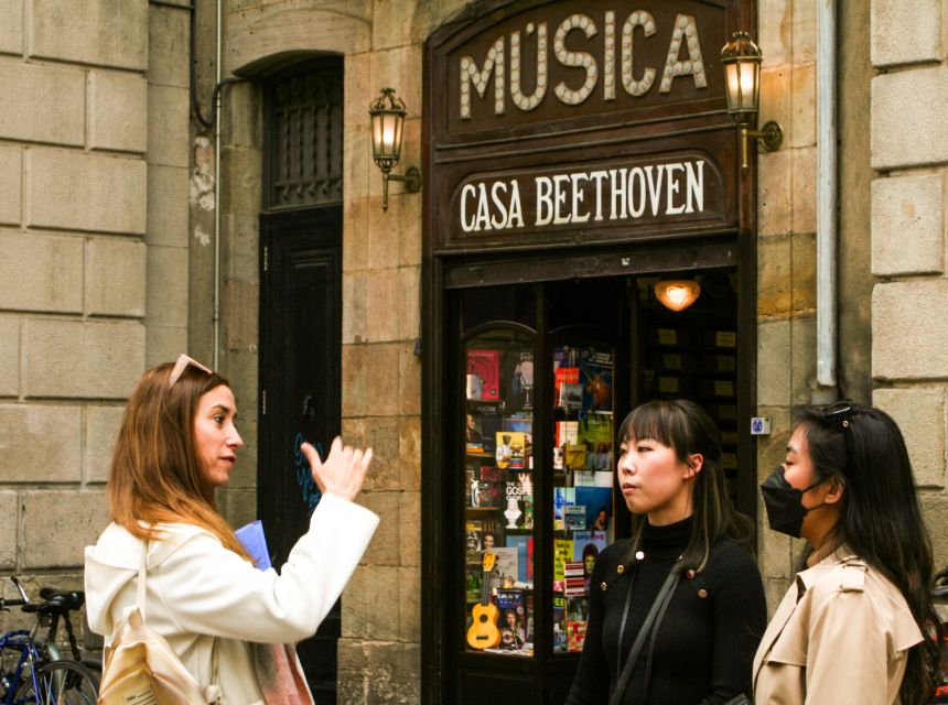 Barcelona: Sagrada Familia, Park Güell & Gothic Quarter Tour - Key highlights you’ll actually feel