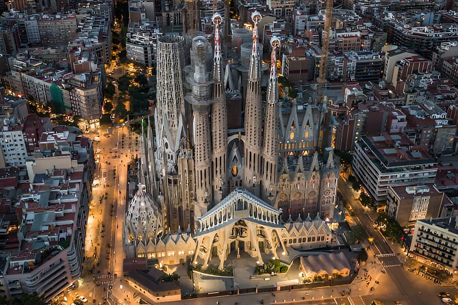 Barcelona Sagrada Familia Priority Access Tour - Priority entry at Sagrada Familia: what you gain right away