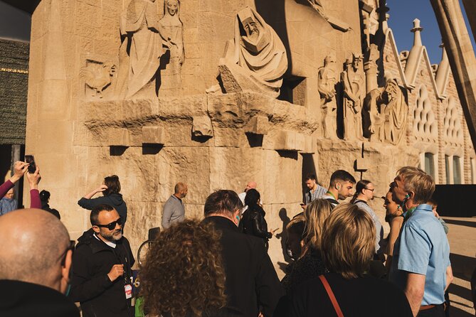 Barcelona: Sagrada Familia Skip-the-Line Guided Tour and Tickets - Should You Book This Skip-the-Line Guided Tour?