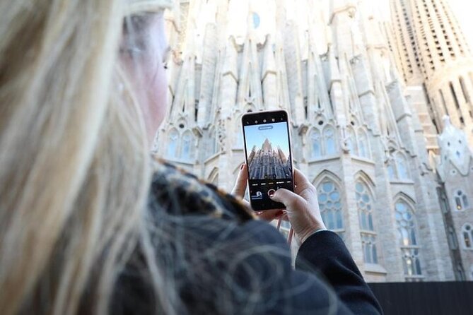 Barcelona: Sagrada Familia Skip The Line Insider Guided Tour - Skip-the-Line Entry That Actually Changes Your Day