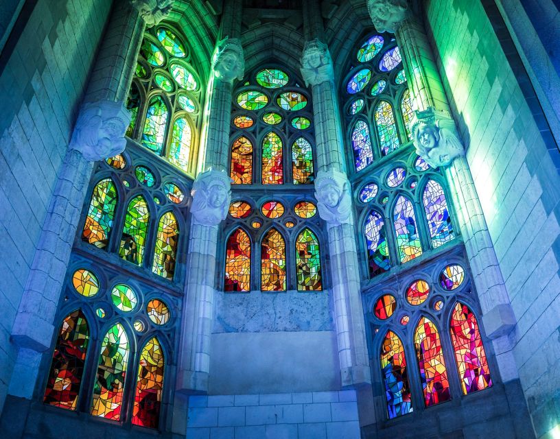 Barcelona: Sagrada Família Skip the Line Tour & Entry Ticket - Quick Takeaways You’ll Care About