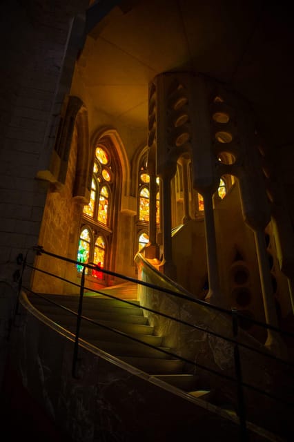 Barcelona: Sagrada Familia Tour Priority Access & Add-ons - The 2-Hour Sailing Option: Coast Views With Drinks and Snacks