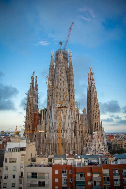 Barcelona: Sagrada Familia Tour Priority Access & Add-ons - From the Façades to the Interior: How the Tour Flow Works