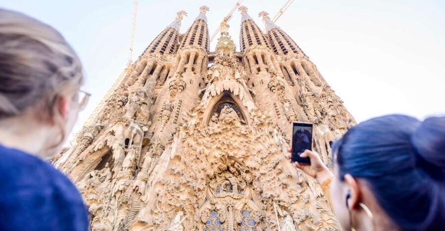 Barcelona: Sagrada Familia Tour with Optional Tower Access - Key Takeaways Before You Go