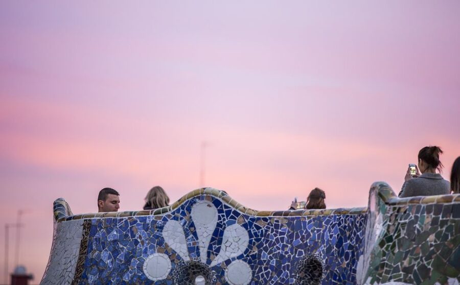 Barcelona: Sagrada Familia with Towers and Park Güell Tour - Walking, Headsets, and Group Flow: Making 4.5 Hours Feel Less Chaotic