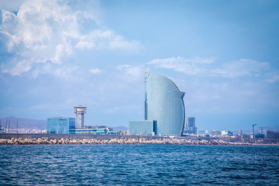 Barcelona: Sailboat Tour with Swimming, Snacks and Drinks - Cruising Barcelona’s Coast: Views of Sagrada Familia and More