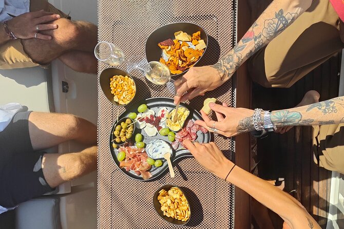 Barcelona Sailing Experience 2 hs w/Premium Snacks & Drinks - Why This 2-Hour Barcelona Sail Works So Well
