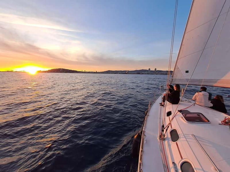 Barcelona: Sailing Tour with Drinks and Snacks - Sailing Back to Port: Why the Return Sail Feels Different