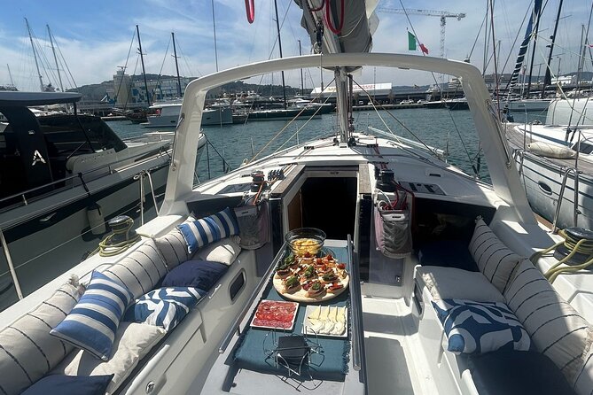 Barcelona: Sailing Tour with Tapas, Drinks, Swim & Sunset Option - Cava and seafood tapas: how the food fits into the cruise