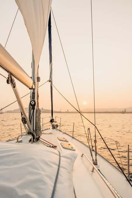 Barcelona: Sailing Tour with Young Local Captain & Drinks - Playa de San Sebastián: a quick coastal finale with the right mood
