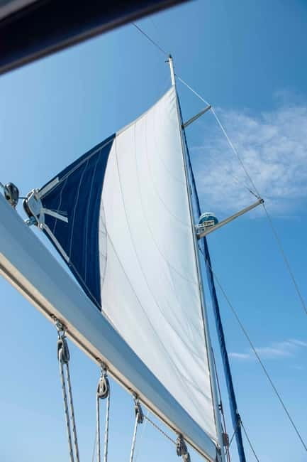 Barcelona: Sailing Tour with Young Local Captain & Drinks - What’s included (and what to bring) for a smooth sail