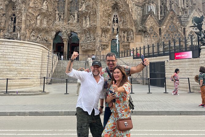 Barcelona Scavenger Hunt and Sights Self-Guided Tour - Value Check: Is This Worth $10.58?