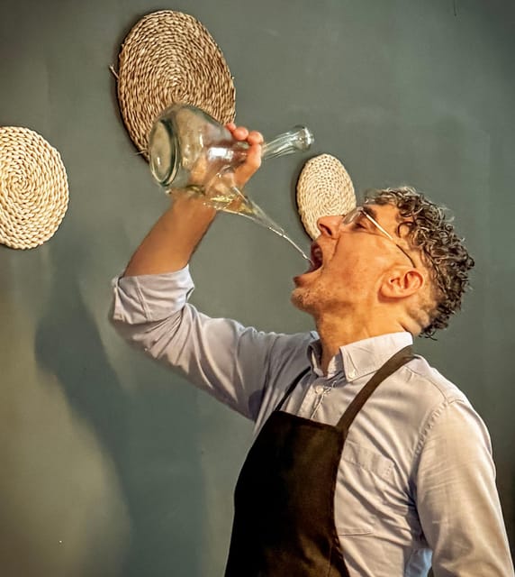 Barcelona: Seafood Paella ★Maestro★ & Tapas & Sangria - Sangria workshop: fresh fruit, not just sweet wine