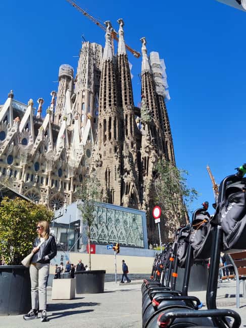 Barcelona Segway Tour: ❤️Gaudi Highlights❤️ - Outside Gaudí, Up Close: Casa Milà (La Pedrera) on the Route
