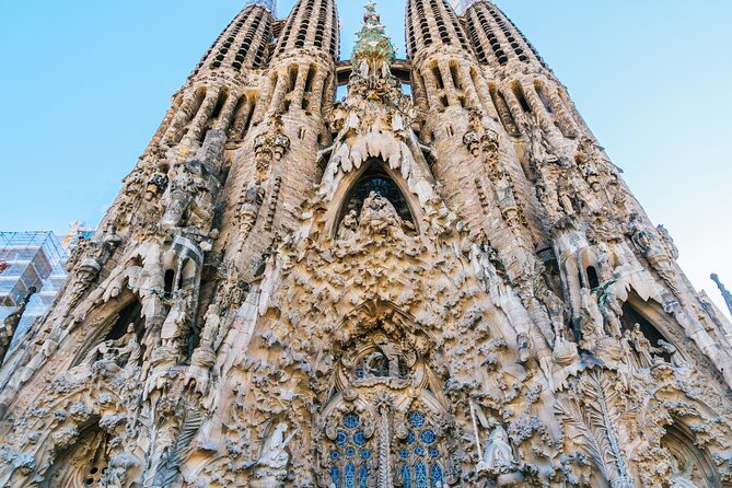 Barcelona Self-Guided Audio Tour - The Magic Fountain: Carles Buïgas’ Water Choreography