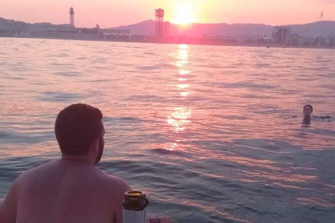 Barcelona Sensational Sunset Tour with Open Bar and Snacks - Frank Gehry’s Fish Sculpture: The Moment the Cruise Feels Like Barcelona