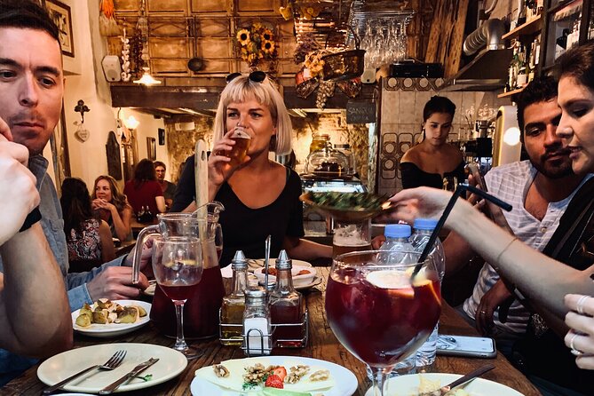 Barcelona Sightseeing by Bike with Photo Shooting and Tapas - Gaudí in Motion: Casa Batlló Without the Museum-Day Fatigue