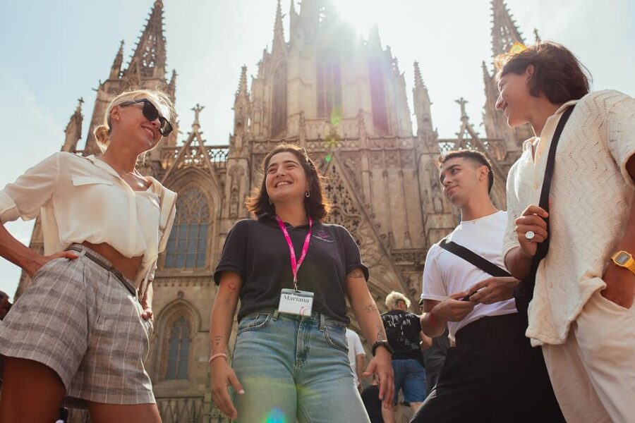 Barcelona: Small Group Gothic, Tapas & Churros Tour! - Key highlights worth your attention