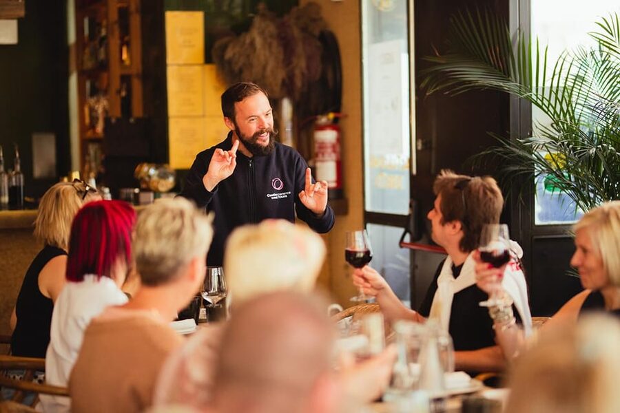 Barcelona: Small Group Gothic, Tapas & Churros Tour! - The guide’s role: why this tour earns its top rating