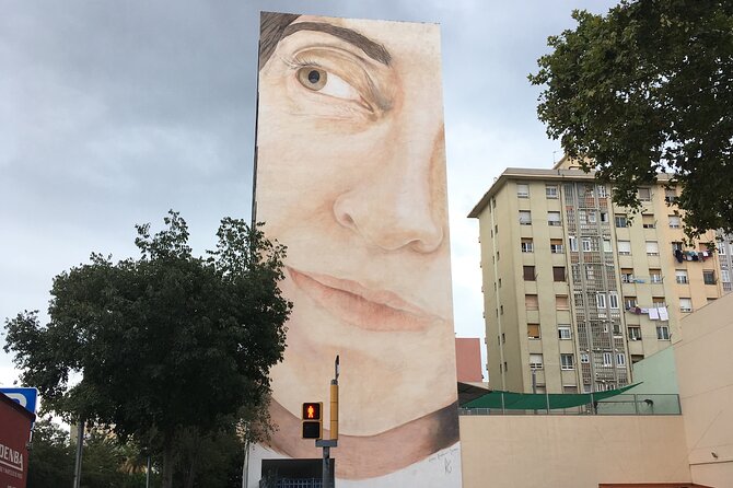 Barcelona Street Art and Graffitti Bicycle Tour - Practical Tips to Get the Most Out of the Ride