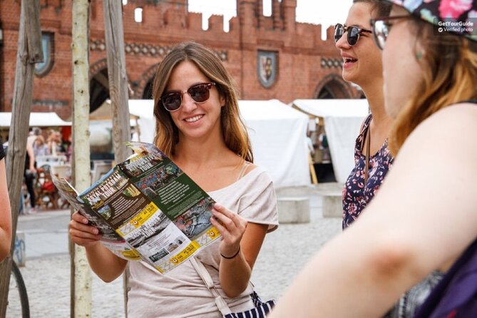 Barcelona Street Art, Graffiti and Tapas Tour - Hard Rock Café Start: Getting With Your Group Fast