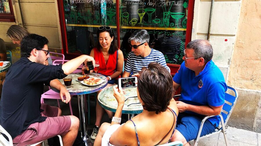 Barcelona: Street Food & Sightseeing Tour with Local Market - Diet, Allergies, and Who This Tour Fits Best