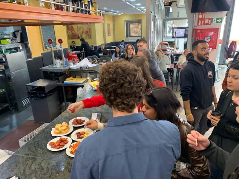 Barcelona Street Food Tour: Boqueria Market & Barrio Gotico - Entering Barcelona Through Food: What This 2.5-Hour Tour Really Delivers
