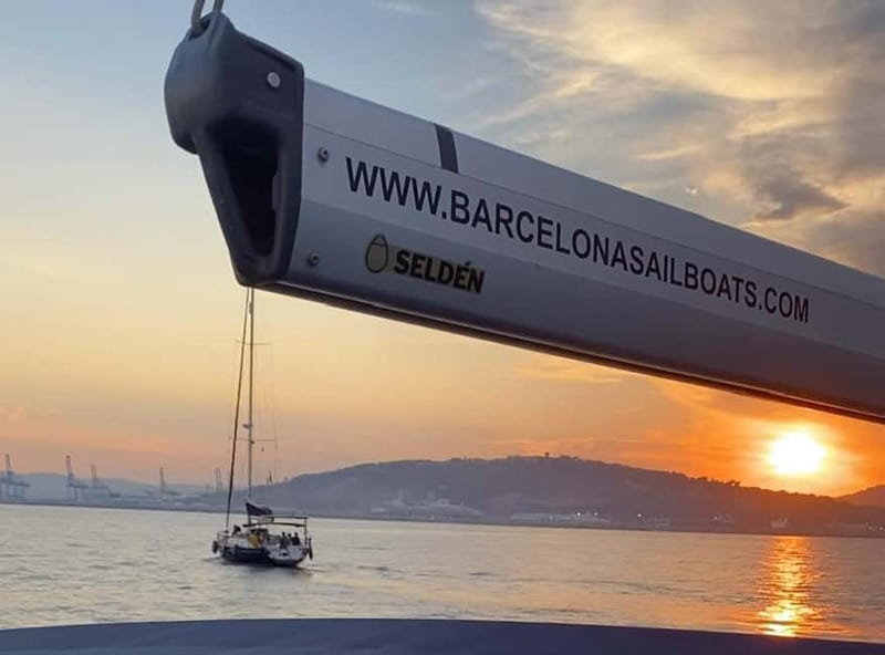 Barcelona: Sunset Boat Trip with Cava Wine and Snacks - Who This Tour Suits Best