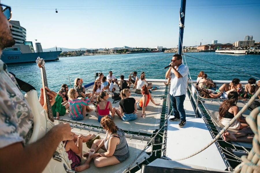 Barcelona: Sunset Catamaran Cruise with Live Music - Why This Barcelona Sunset Catamaran Feels Like a Mini Getaway