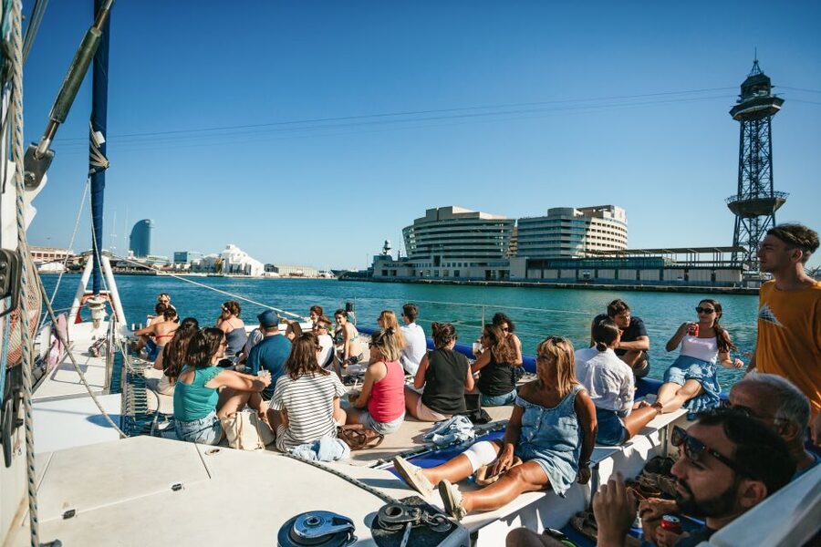 Barcelona: Sunset Catamaran Cruise with Live Music - Price and Logistics: Is This Sunset Cruise Worth About $33?