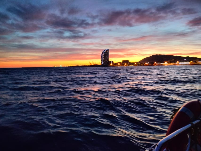 Barcelona: Sunset Cruise with Snacks and Drinks - Sunset and the nighttime lights photo moment