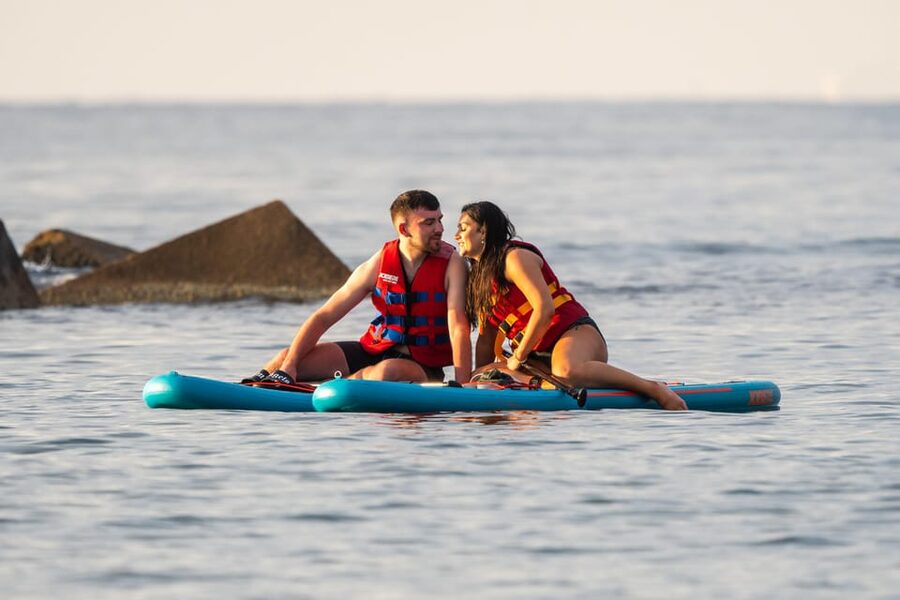 Barcelona: Sunset Paddleboarding Experience with 1 Beer - What to bring (and what to leave behind)