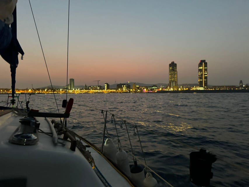 Barcelona: Sunset Sailboat Cruise with Drinks and Snacks - Why a 1-Hour Sunset Sail Beats Chasing Views on Land