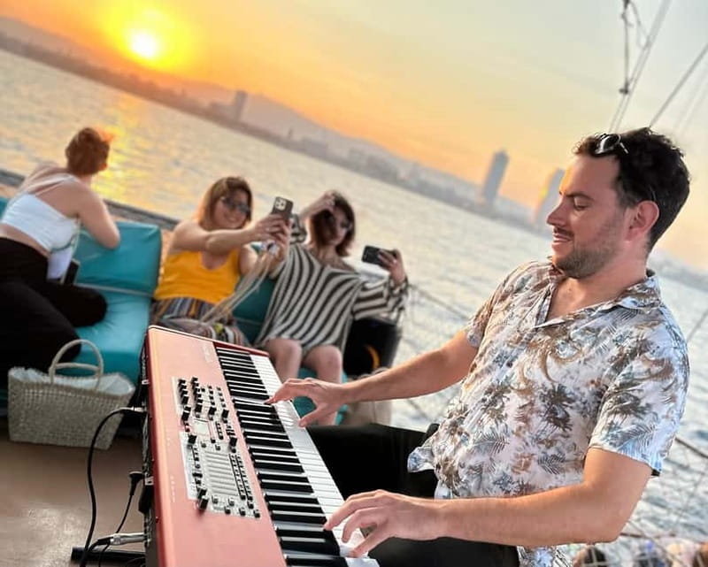Barcelona: Sunset Sailing Cruise with Live Music - What the 1.5 hours feel like, step by step
