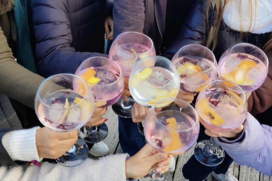 Barcelona Sunset Sailing with Gin Tonic Workshop Option - Duration and Timing: A Two-Hour Block, 1.5 Hours on the Water