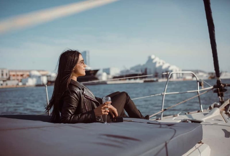 Barcelona: Sunset Skyline Cruise with Cava and Snacks - Small-Group Sailing: Comfort, Crew, and the Photo Problem Solved