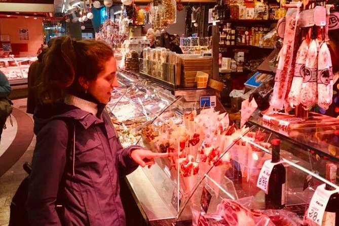 Barcelona tailored tapas & drinks tour with a native guide - Market time and local stops: what you might see in Barcelona