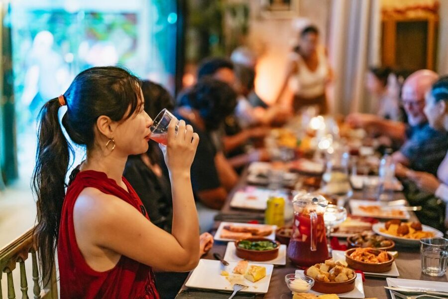 Barcelona: Tapas and Flamenco Experience - The Guide Experience: Friendly Hosts Make a Big Difference