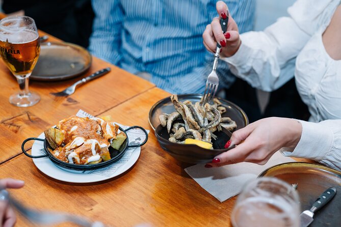 Barcelona Tapas Food Walking Tour with Wine in El Born - A $94.92 tapas stroll that trades menus for local know-how