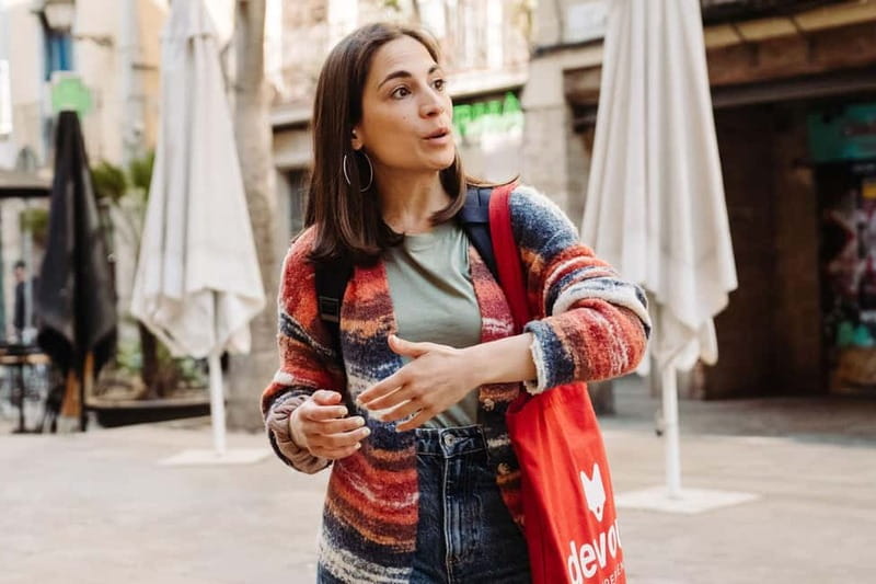 Barcelona: Tapas & Wine Tour in Born & Gothic Quarter - Santagustina: Classic Catalan Tapas Energy and a Red-Wine Pairing Feel