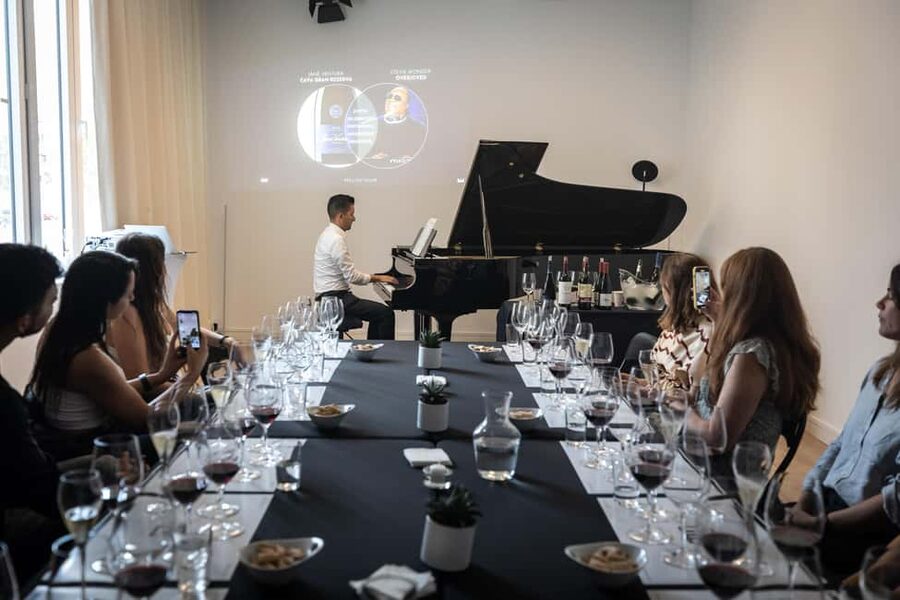 Barcelona: Taste 5 Spanish Wines paired with Live Music - Barcelona Piano Studio: why this room changes everything