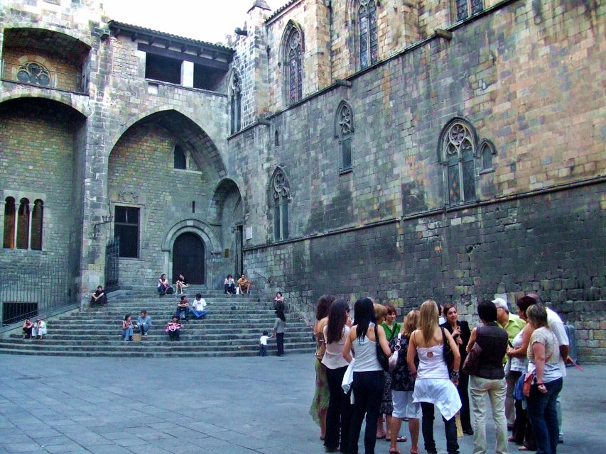 Barcelona: “The Cathedral of the Sea” Literary Walking Tour - MUHBA El Call and the layers of old Barcelona